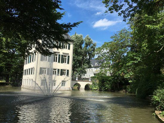 Holzhausenschlosschen